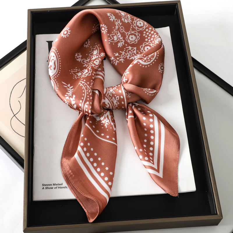 Роскошный брендовый шелковый к – обзор и цена Women Accessories Brands