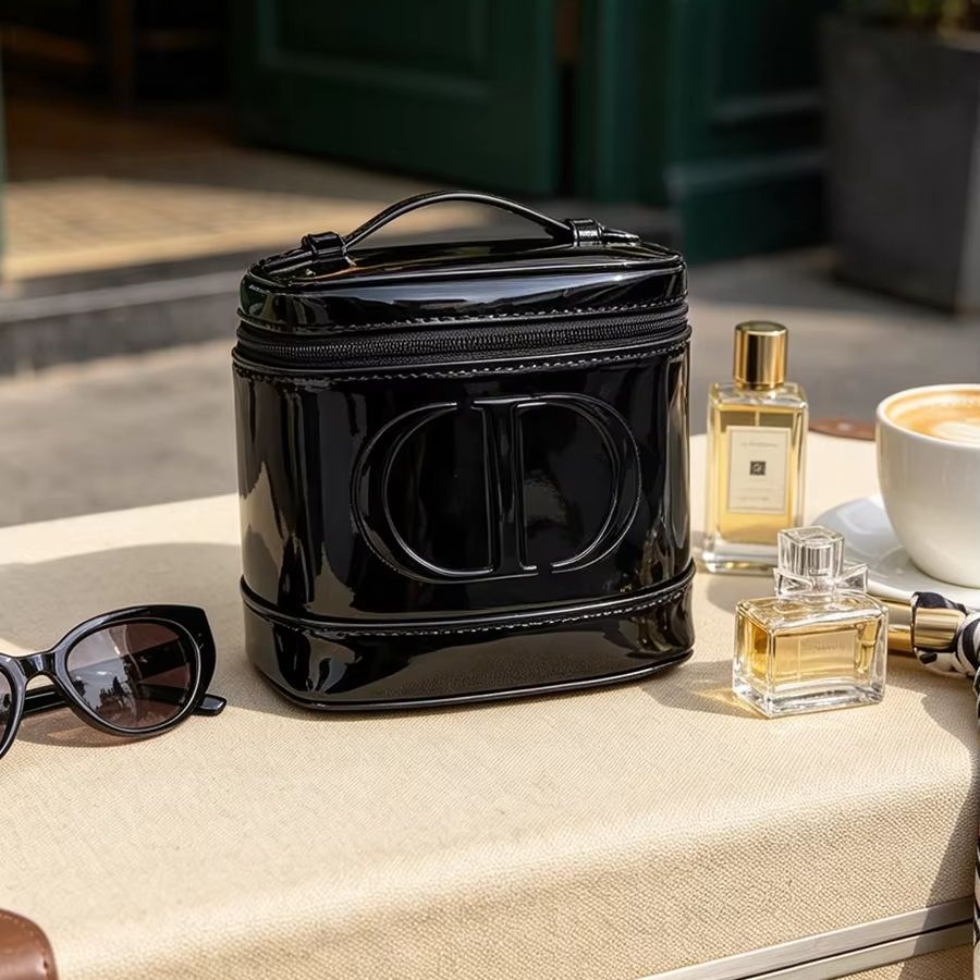 Сумка DIOR, черная сетчатая же – обзор и цена Women Accessories Organizer